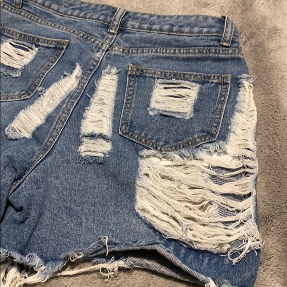 Raw Ripped/ Distressed Denim Shorts - Picture 3 of 7